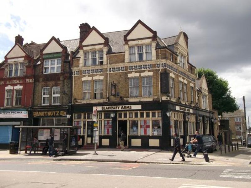 Blakesley Arms London E12. (Pub, External). Published on 04-11-2013