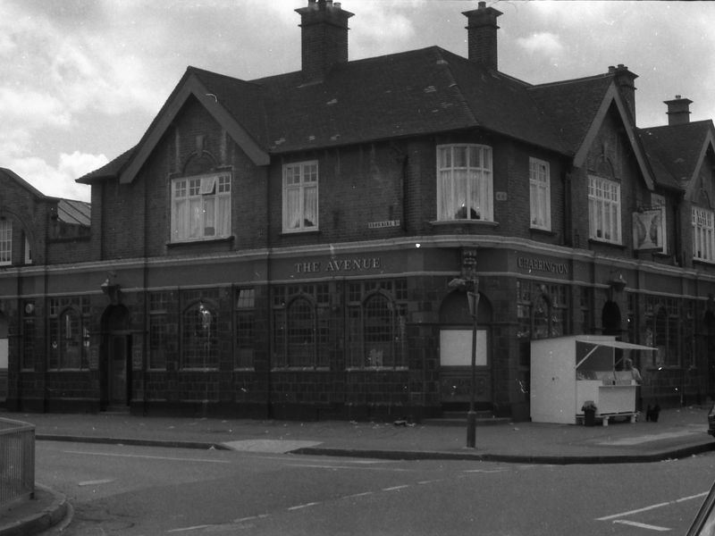 Avenue London E12 taken in 1987.. (Pub, External, Key). Published on 06-10-2018 