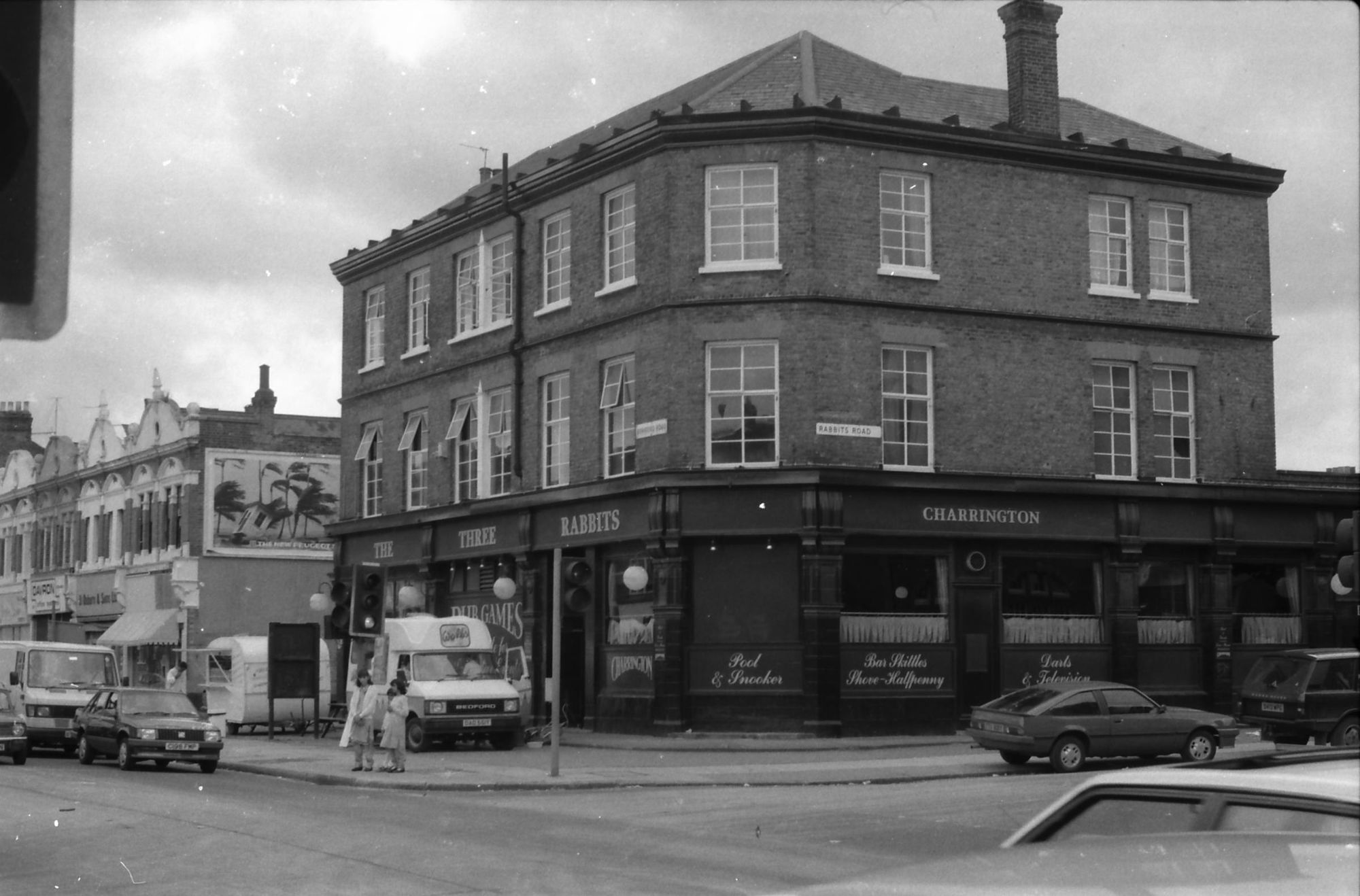 Three Rabbits London E12 taken in 1987.. (Pub, External, Key). Published on 06-10-2018