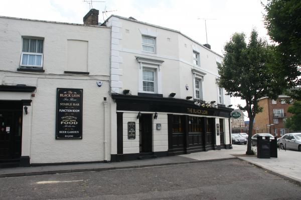 Black Lion London E13. (Pub, External). Published on 05-11-2013