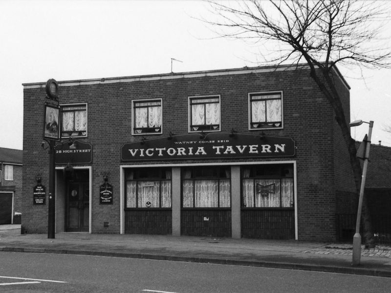 Victorian Tavern London E13 taken in Feb 1989.. (Pub, External). Published on 06-10-2018 