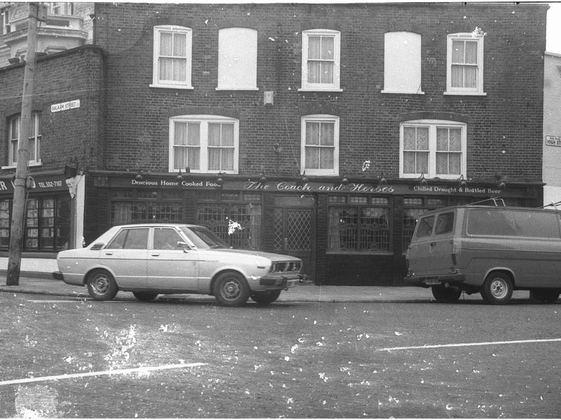 Coach & Horses London E13 taken in July 1985.. (Pub, External). Published on 06-10-2018