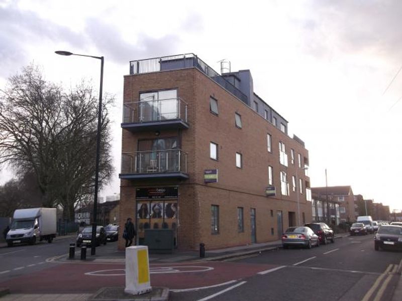 Earl Of Beaconsfield (site of) London E13 taken Feb 2014. (Pub, External, Key). Published on 06-04-2014 