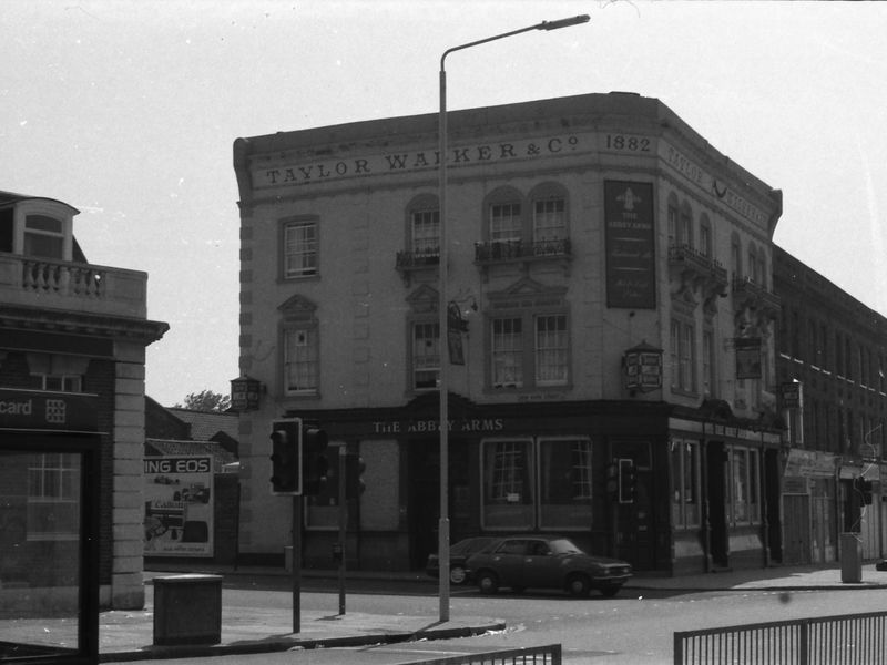 Abbey Arms London E13 taken in 1987.. (Pub, External). Published on 06-10-2018 