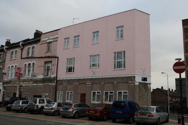 Trossachs-Raffles London E13. (Pub, External). Published on 05-11-2013