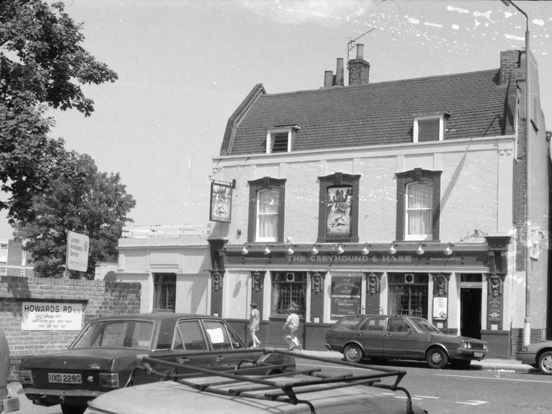 Greyhound  Hare London E13 taken in July 1987.. (Pub, External). Published on 06-10-2018 