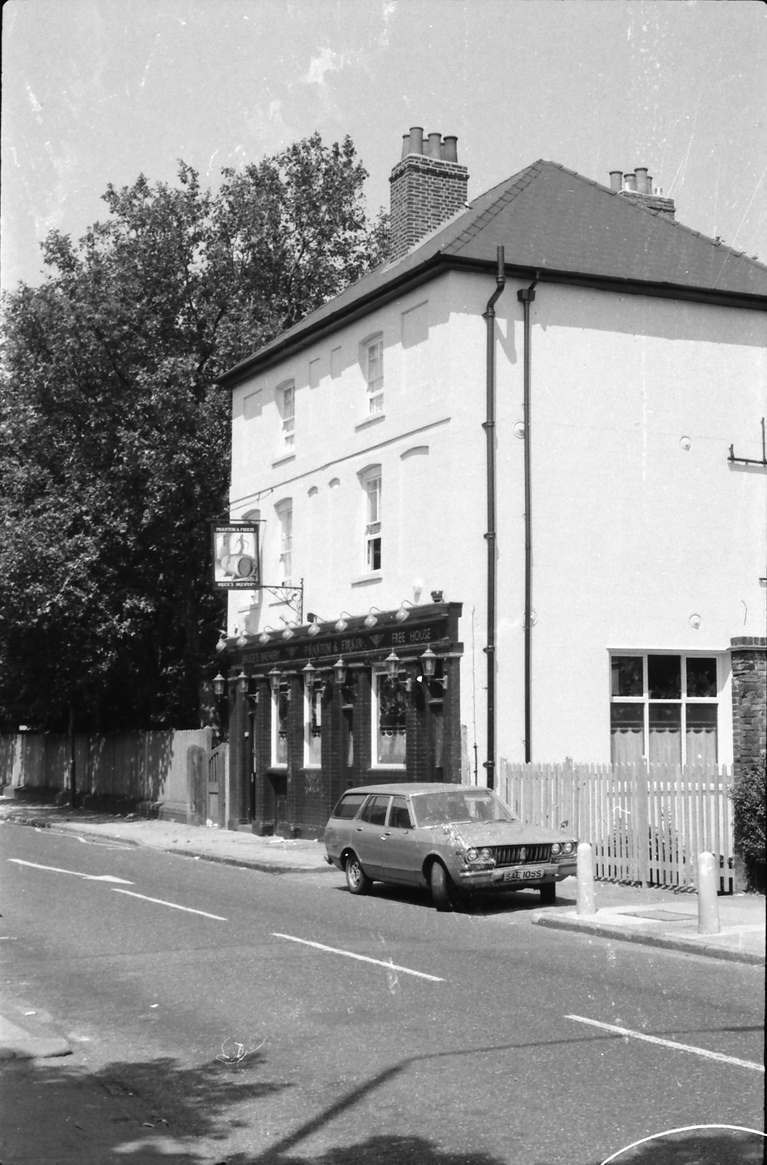 Phantom & Firkin London E13 taken in July 1987.. (Pub, External, Key). Published on 06-10-2018