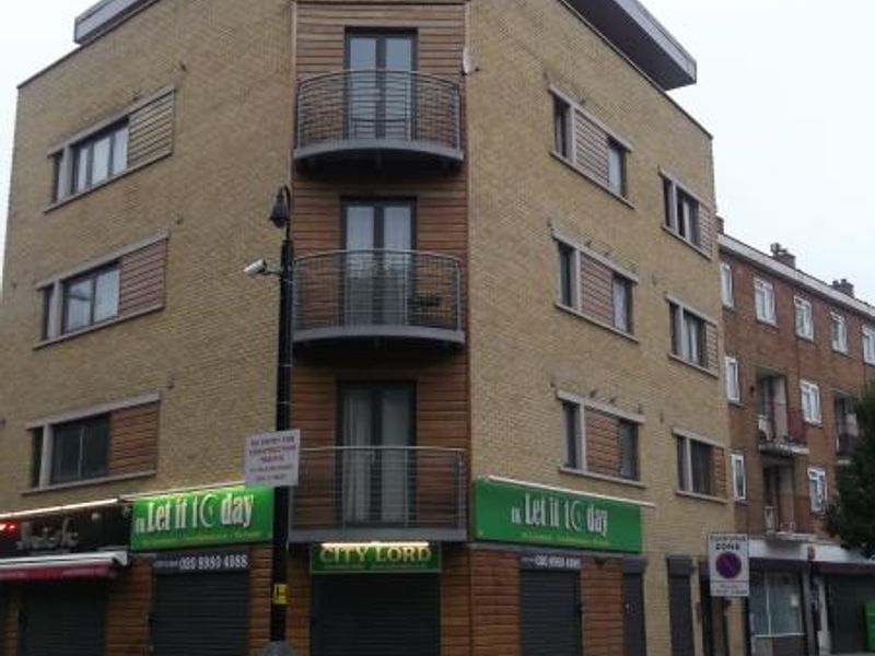 Crystal Tavern London E3. (Pub, External). Published on 27-10-2013