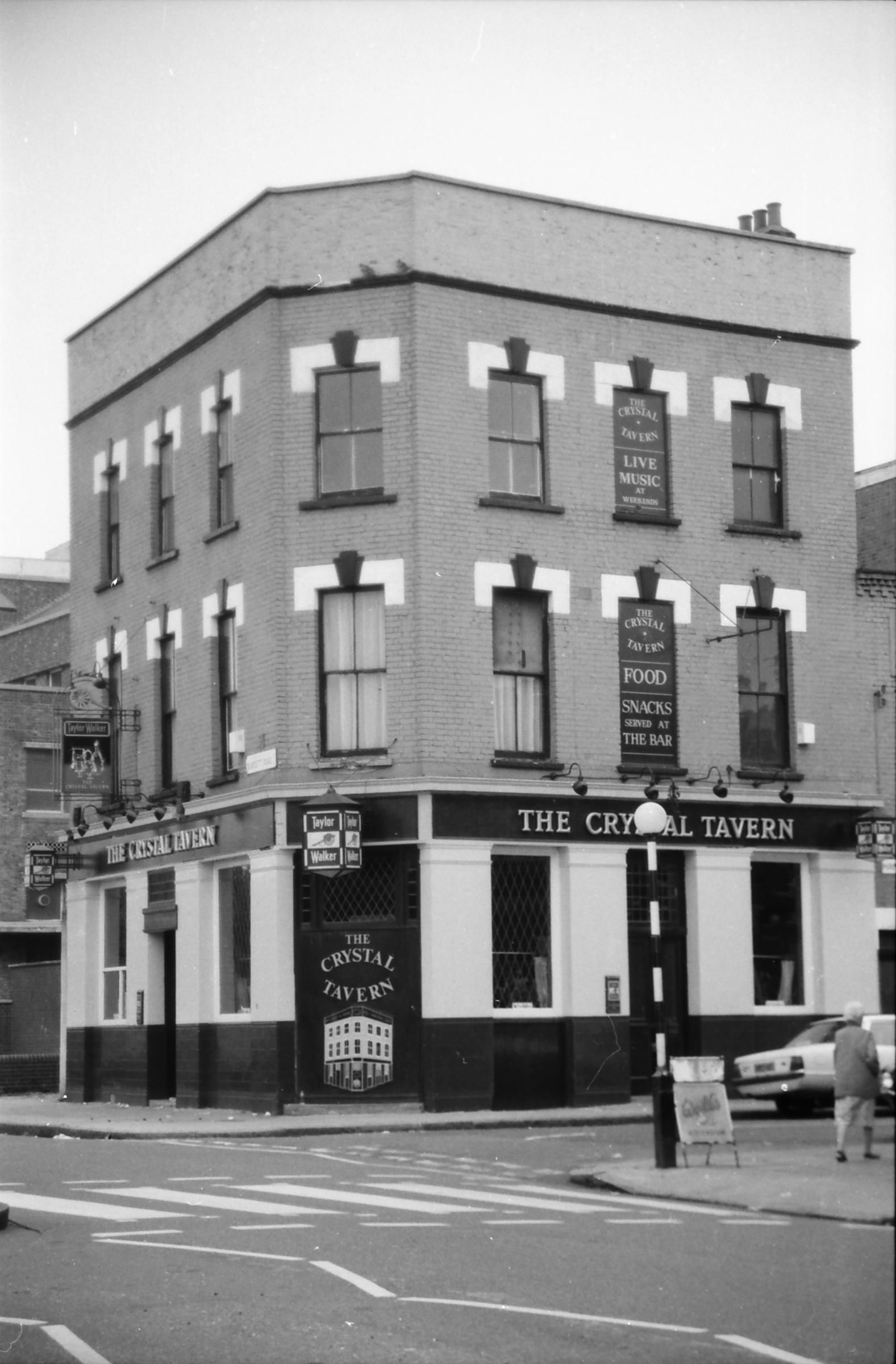 Crystal Tavern LondonE3 taken in 1986. (Pub, External, Key). Published on 28-03-2018