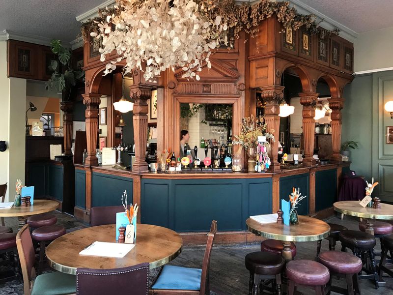 Bar May 2023. Published on 08-06-2023 