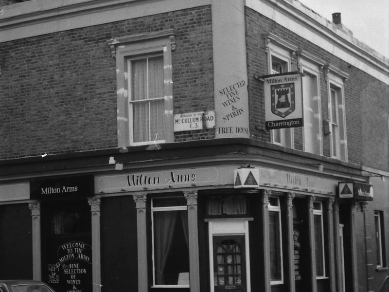 E3-Milton Arms taken 19-4-1987.. (Pub, External, Key). Published on 28-03-2018