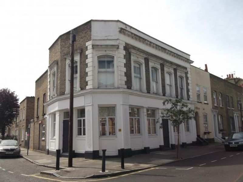 Earl Of Ellesmere London E3 taken May 2014. (Pub, External, Key). Published on 24-05-2014