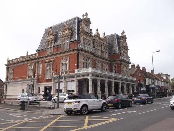 Bull on the Green London E4 taken April 2016. (Pub). Published on 10-05-2016