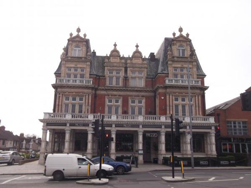 Bull on the Green London E4 taken April 2016. (Pub). Published on 10-05-2016