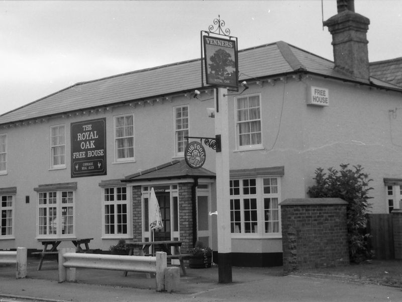 Royal Oak Sewardstone London E4 in 1986.. (Pub, External, Key). Published on 18-04-2018 
