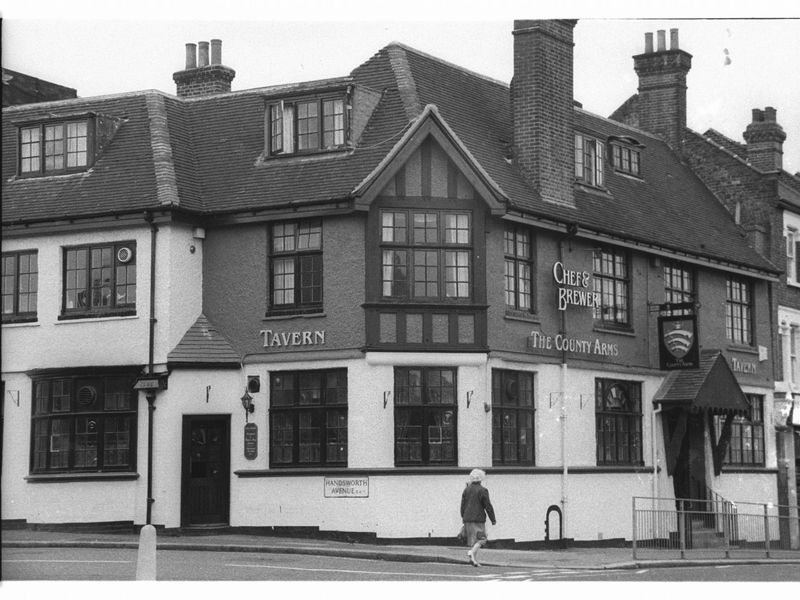 County Arms  London E4 taken in 1986. (Pub, External). Published on 18-04-2018 