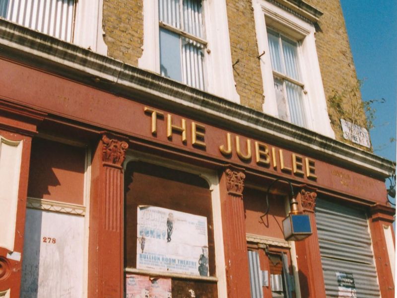 Jubilee Tavern London E5 taken in 2002.. (Pub, External). Published on 25-06-2020