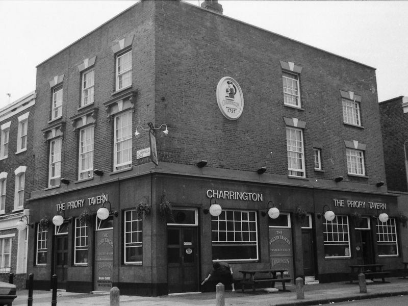 Priory Tavern London E5 taken 1 April 1989.. (Pub, External). Published on 21-06-2018