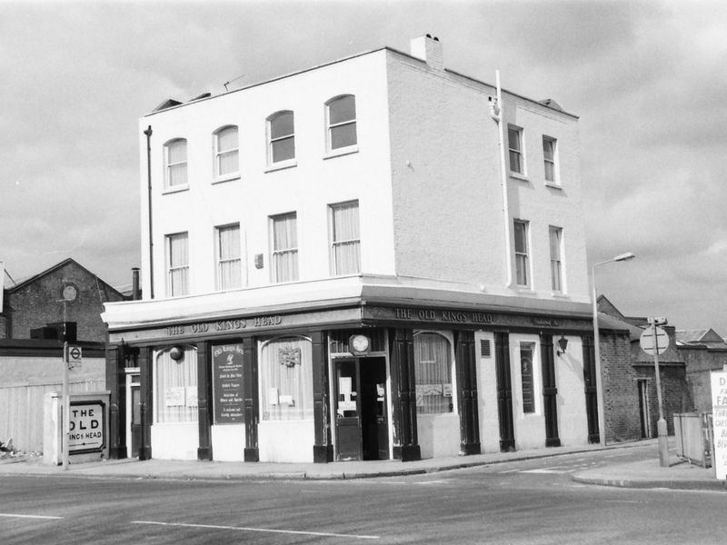 Old Kings Head London E5 taken in 1989.. (Pub, External, Key). Published on 18-04-2018 