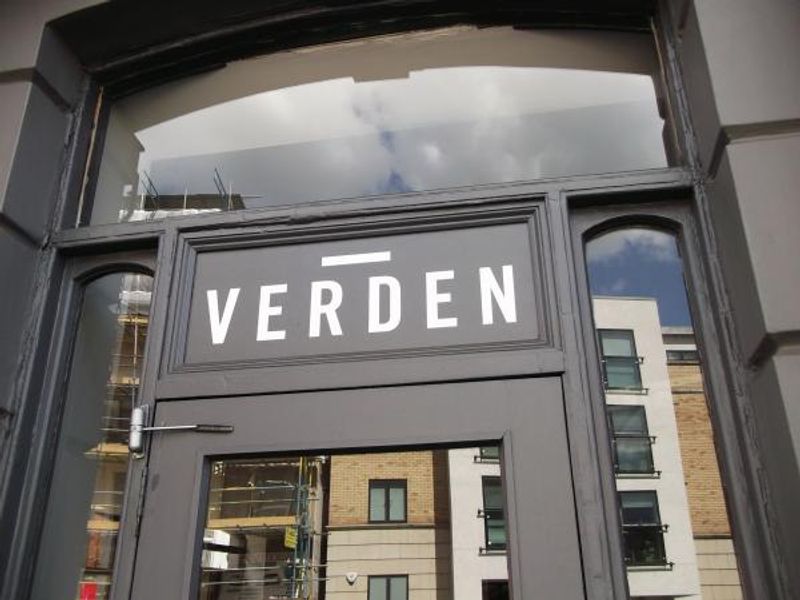 Cricketers/Verden London E5 taken April 2015. (Pub, External). Published on 02-05-2015