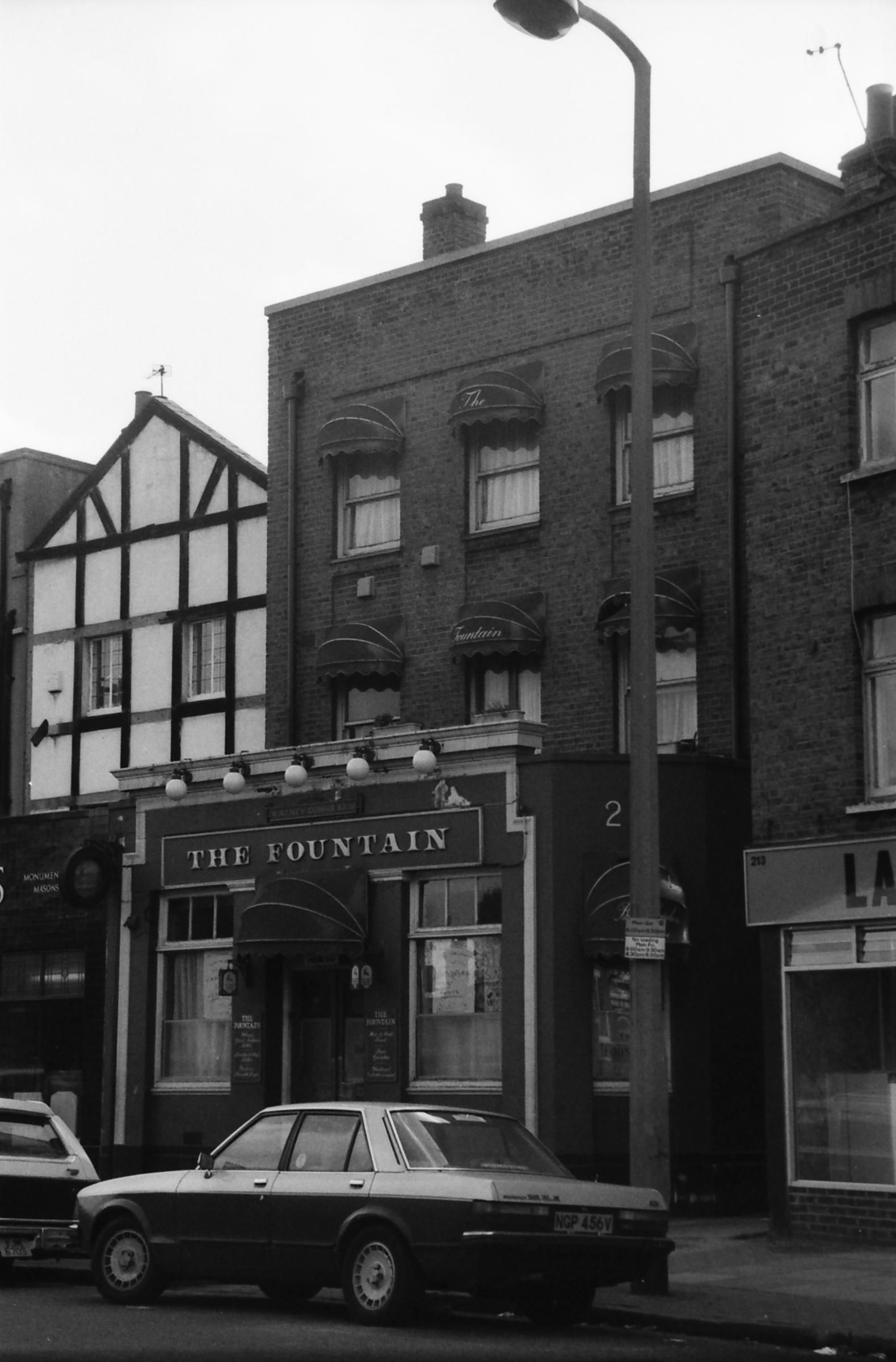 Fountain London E5 taken in 1989.. (Pub, External, Key). Published on 18-04-2018