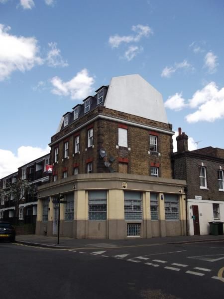 Duke of Clarence London E5 taken April 2015. (Pub, External). Published on 02-05-2015