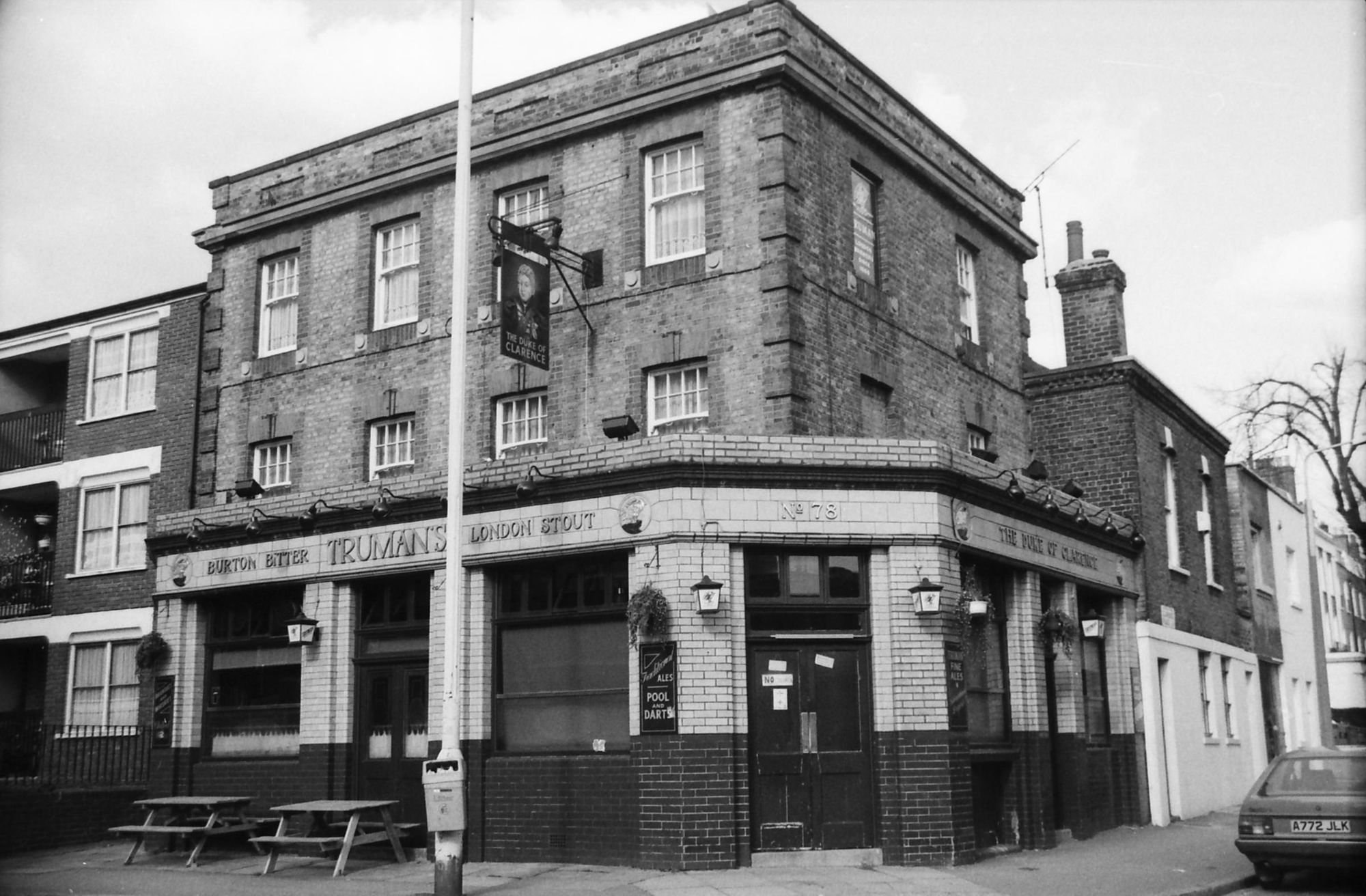 Duke of Clarence London E5 taken in 1989.. (Pub, External, Key). Published on 18-04-2018