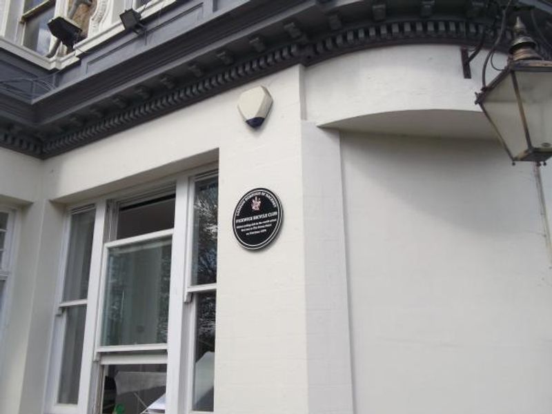 Downs Hotel London E5 taken April 2015. (Pub, External). Published on 02-05-2015