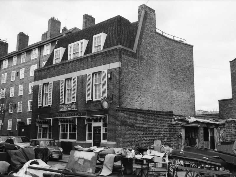 Duke of York London E5 taken in 1989.. (Pub, External, Key). Published on 18-04-2018 