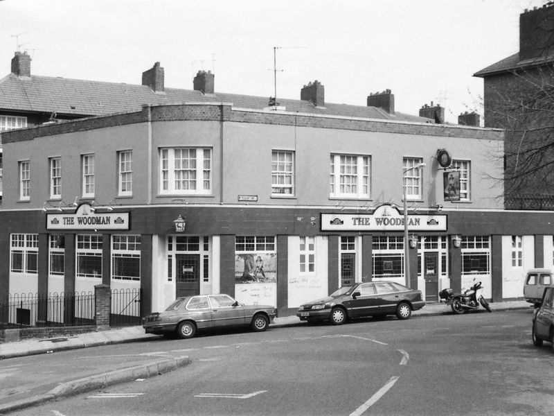 Woodman London E5 taken in 1989.. (Pub, External, Key). Published on 18-04-2018