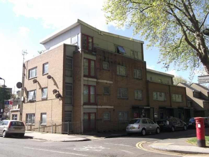 British Oak (site of) London E5 taken April 2015. (Pub, External, Key). Published on 02-05-2015