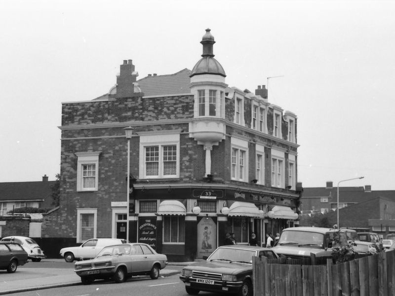 Perseverance London E6 taken 17 Sept 1988.. (Pub, External, Key). Published on 18-04-2018