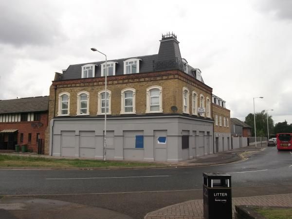 Ferndale London E6. (Pub, External). Published on 31-10-2013