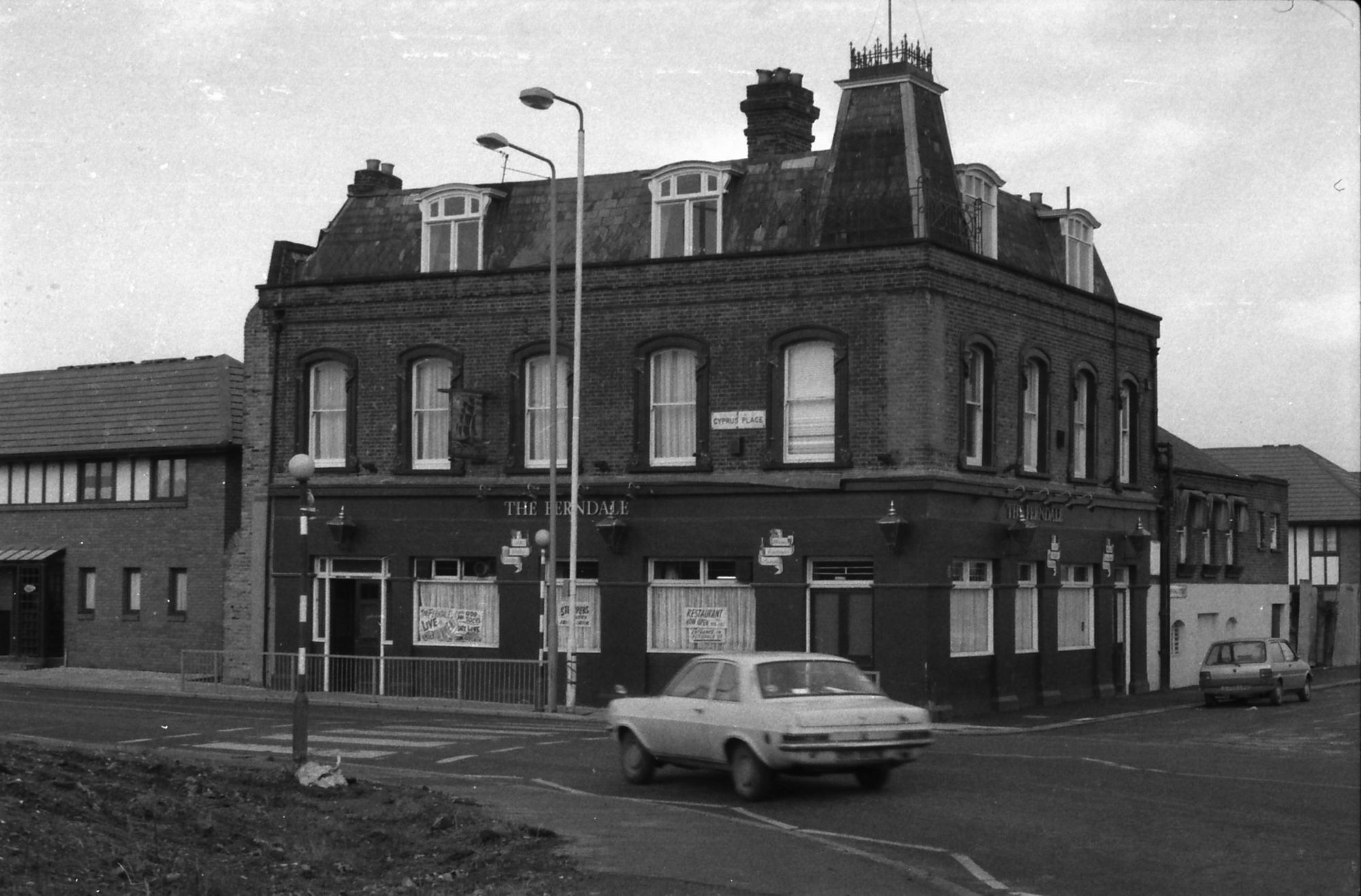 Ferndale London E6 taken in 1987.. (Pub, External). Published on 18-04-2018