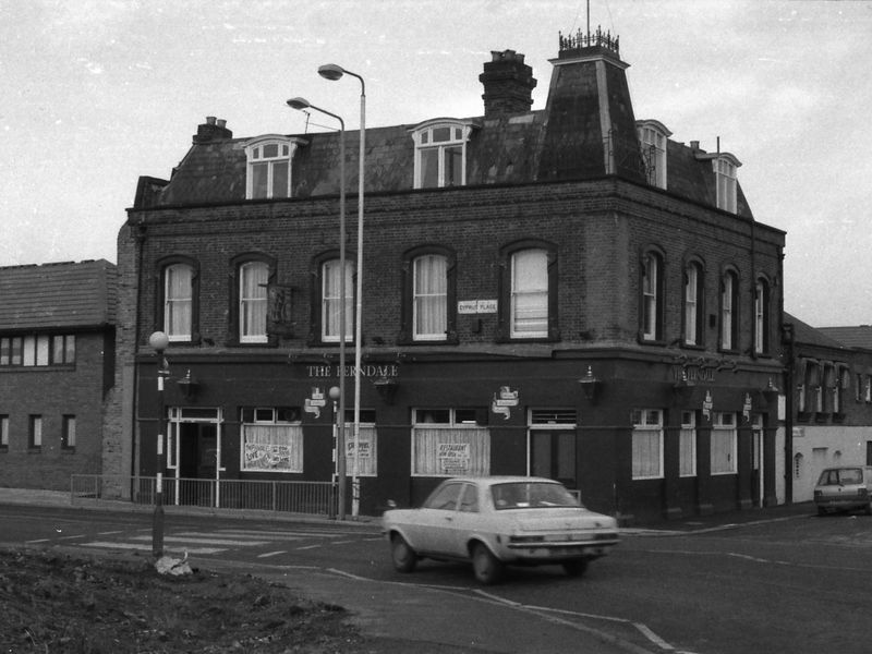 Ferndale London E6 taken in 1987.. (Pub, External). Published on 18-04-2018