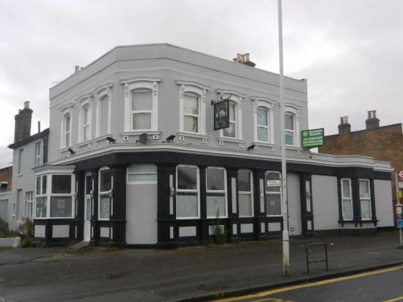 Forest Glen London E7. (Pub, External). Published on 01-11-2013