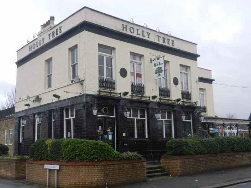 Holly Tree London e7. (Pub, External). Published on 01-11-2013