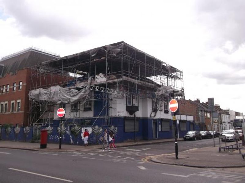 Simpsons London E7 taken Aug 2014. (Pub, External). Published on 31-10-2014