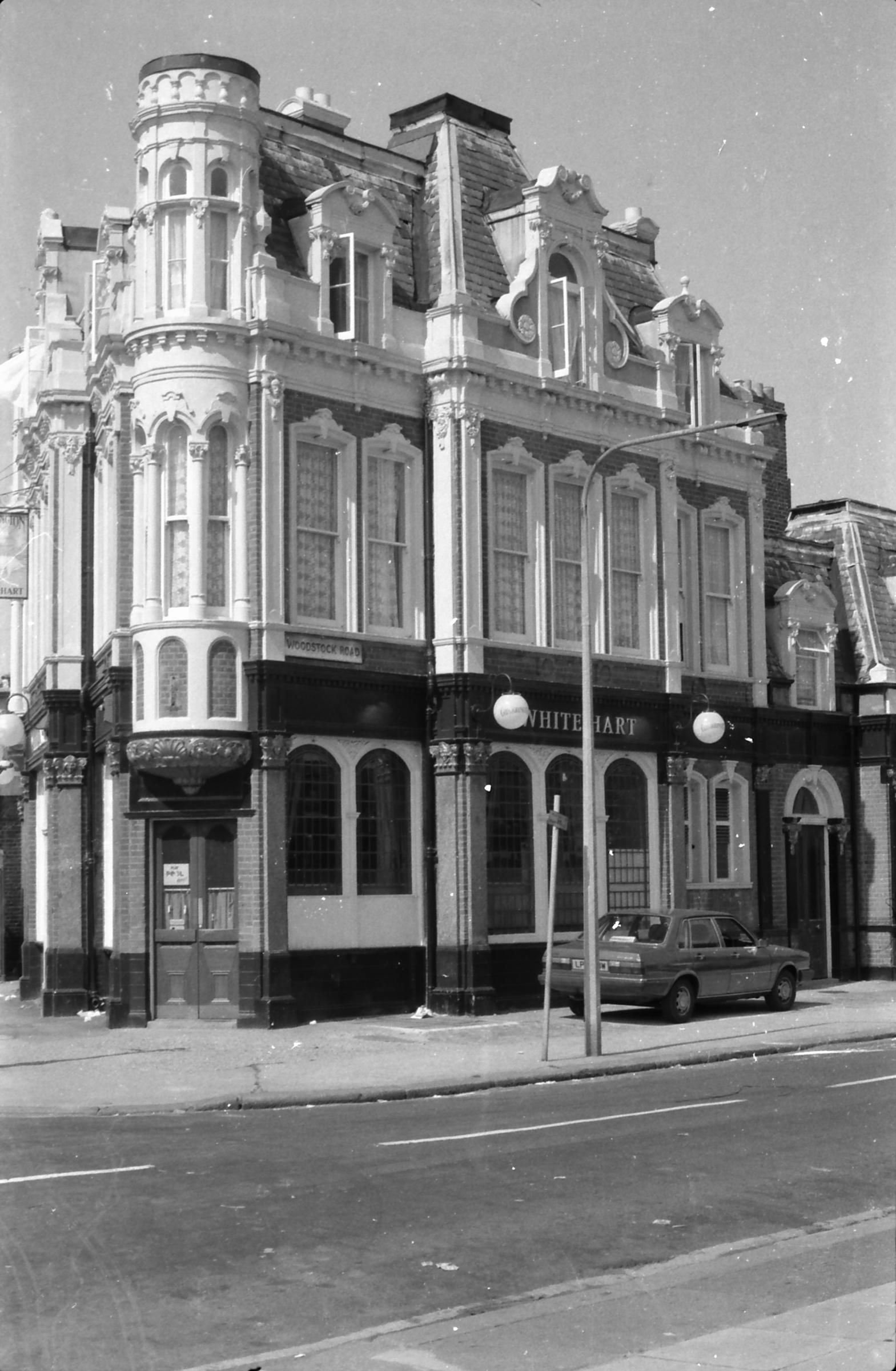 White Hart London E7 taken July 1987.. (Pub, External, Key). Published on 18-04-2018
