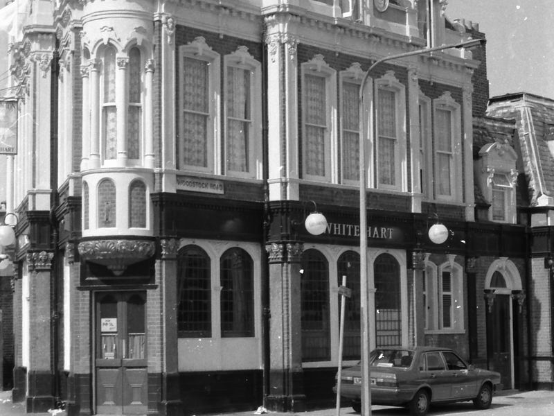 White Hart London E7 taken July 1987.. (Pub, External, Key). Published on 18-04-2018