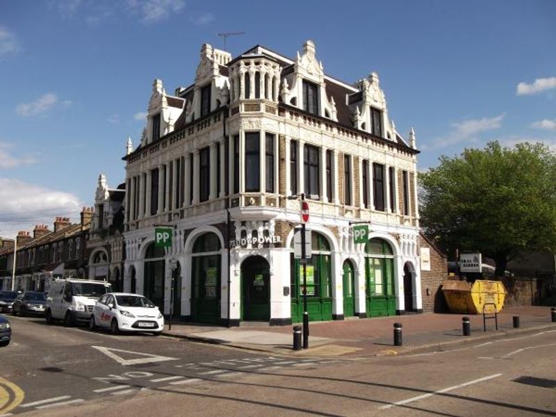 Duke of Fife London E7 taken Aug 2013. (Pub, External). Published on 02-12-2013