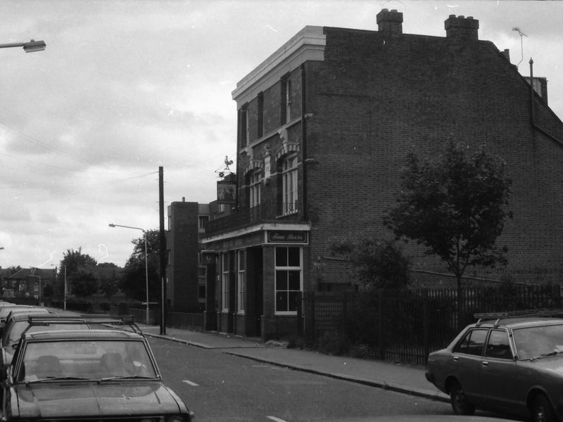 Odessa Arms London E7 taken July 1987.. (Pub, External). Published on 18-04-2018