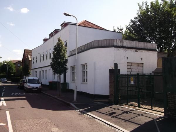 Travellers Rest London E7 taken Aug 2013. (Pub, External, Key). Published on 02-12-2013