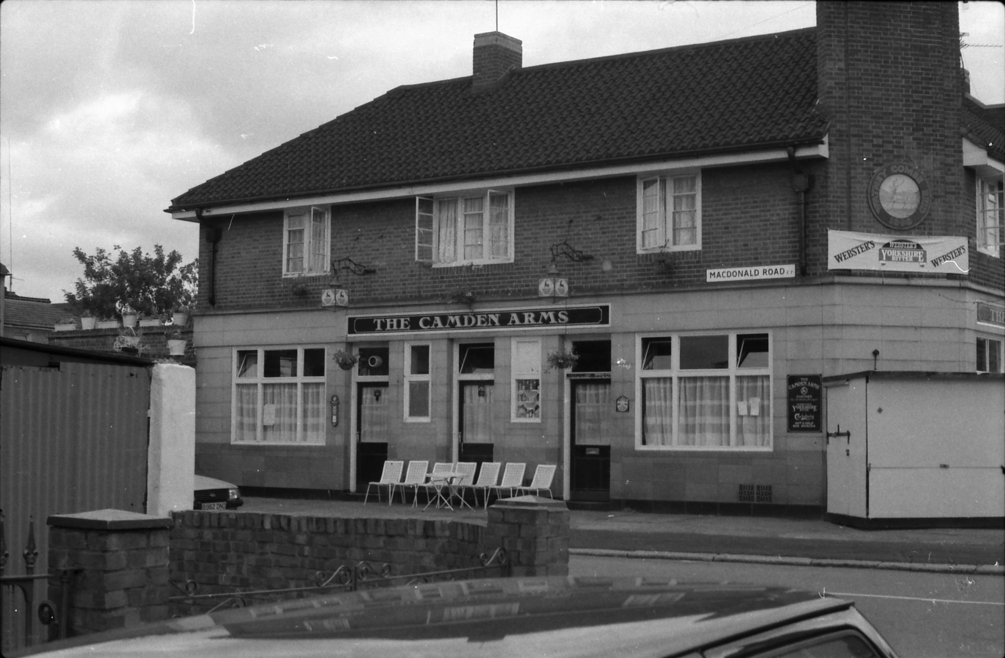 Camden Arms London E7 taken July 1987.. (Pub, External, Key). Published on 18-04-2018