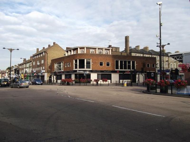 Princess Alice London E7 taken Aug 2013. (Pub, External). Published on 02-12-2013