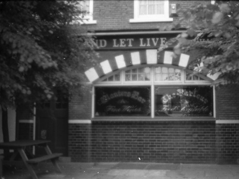 Live & Let Live London E7 taken July 1987.. (Pub, External). Published on 18-04-2018 