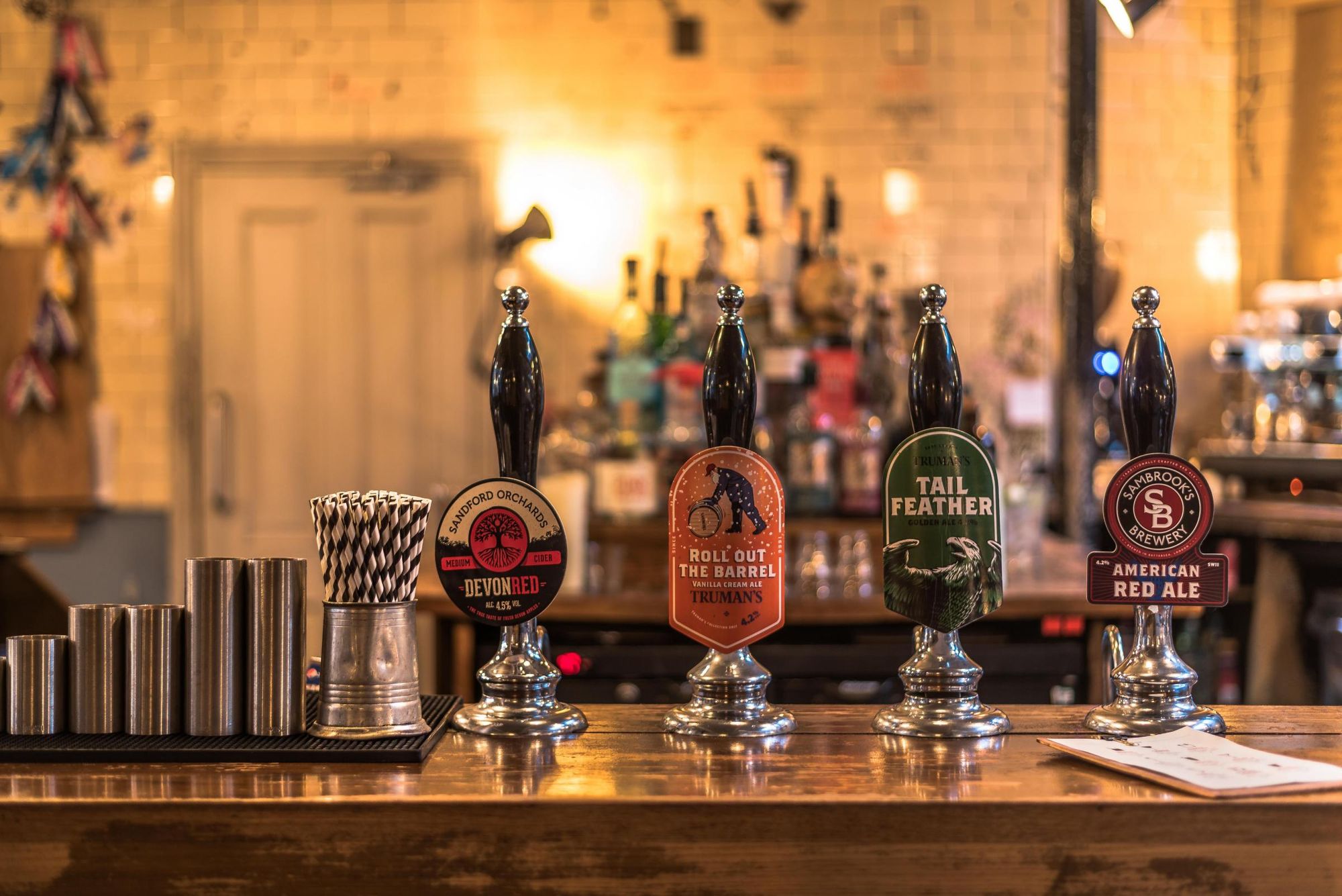 Old Ship Inn London E8 taken Feb 2018. (Bar). Published on 04-08-2018