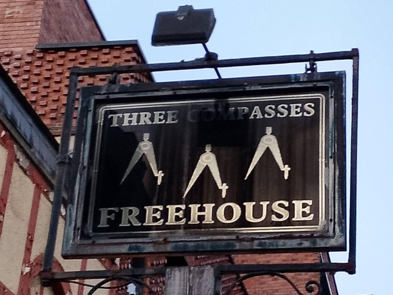 Taken 28 October 2025. (Sign). Published on 29-10-2025 