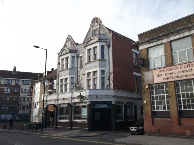 Green Man-Shacklewell Arms London E8 taken Jan 2014. (Pub, External). Published on 22-01-2014