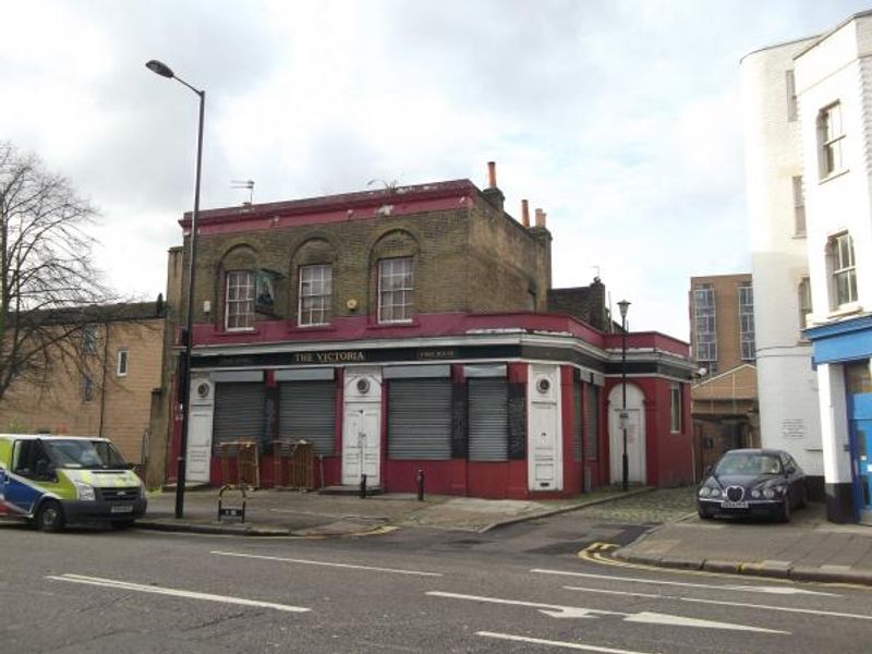 Victoria London E8 taken Jan 2014. (External, Key). Published on 23-01-2014